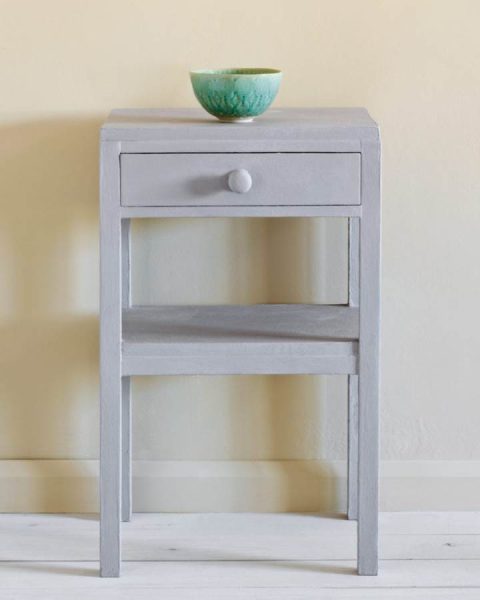 A sidetable painted in Annie Sloan Chalk Paint Paloma