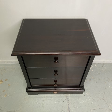 Boori 'Country Collection' Small Chest of Drawers