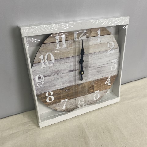Rustic Boards Clock