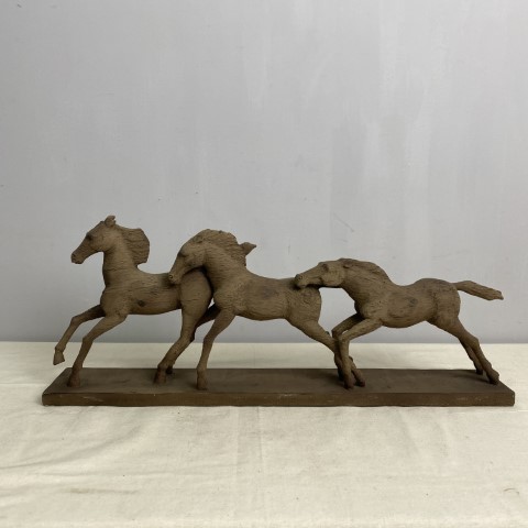 Decorative Galloping Horses Statue