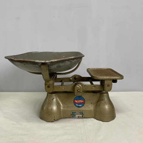 Vintage Cast Iron Kitchen Scales
