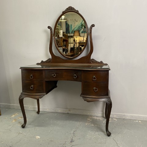 Vintage Dressing Table Queen Anne