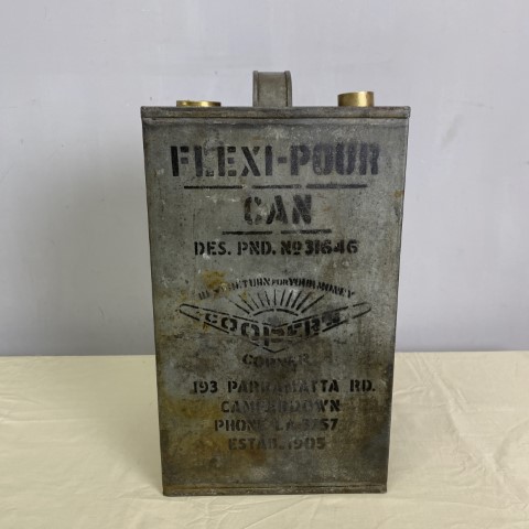 Vintage 'Flexi-Pour' Oil Can