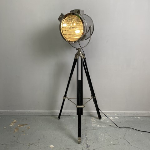 Industrial Style Tripod Spotlight Floor Lamp