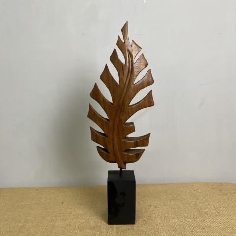 Timber Leaf Statue #2