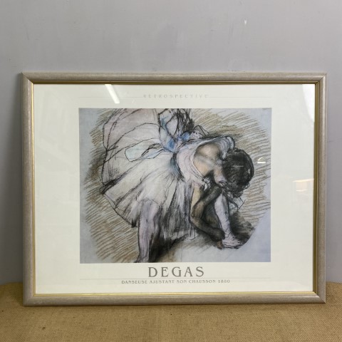 Framed Edgar Degas Print - 'Danseuse Ajustant son Chausson 1880'