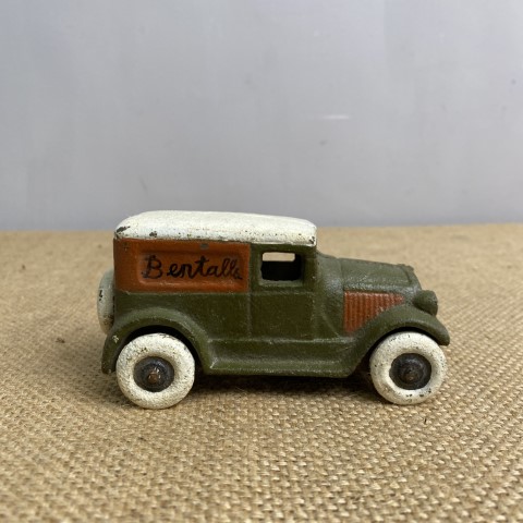 Cast Iron 'Bentalls' Truck