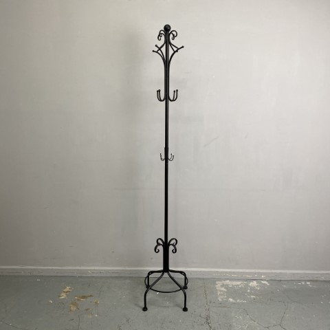 Black Hat Stand