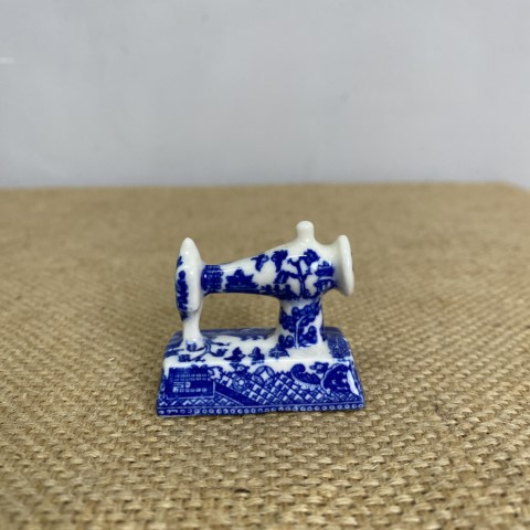 Vintage Delft Style Miniature Sewing Machine