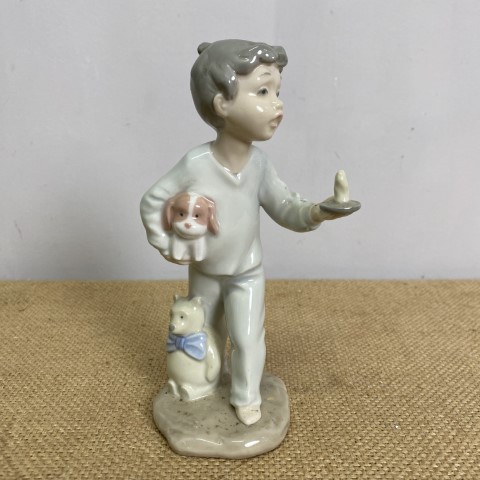 Nao Figure - Boy with Puppy & Candle (#1138)