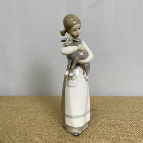 Lladro Figure - Girl with Lamb (#1010)