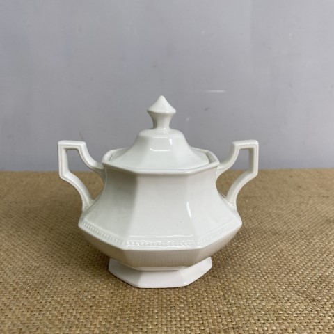 Vintage Ceramic Sugar Pot (made in England)