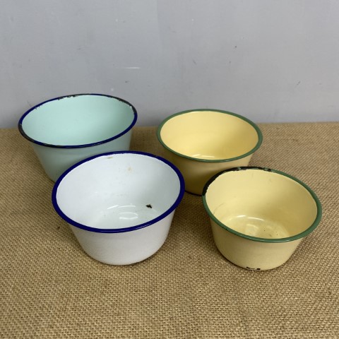 Set of 4 Enamel Bowls