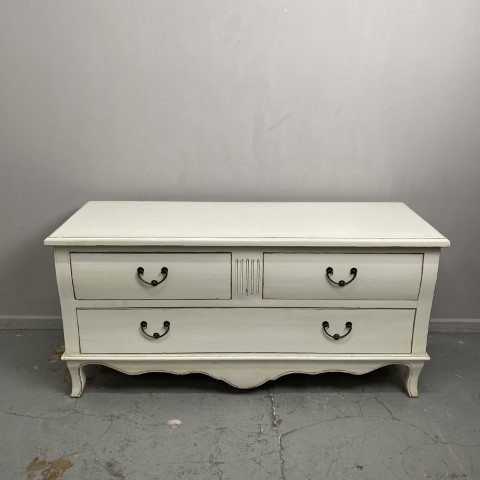 French Provincial Low Chest of 3 Drawers/dresser