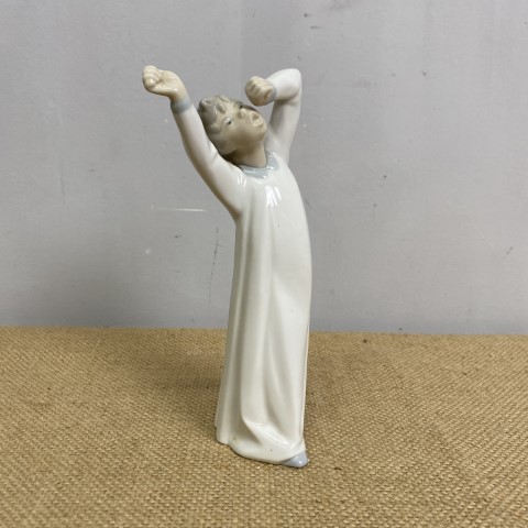 Vintage Lladro Figure - 'Boy Awaking' #4870