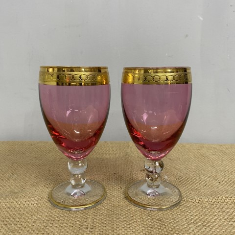 Set of 2 Pink Wine Glasses with gold rim