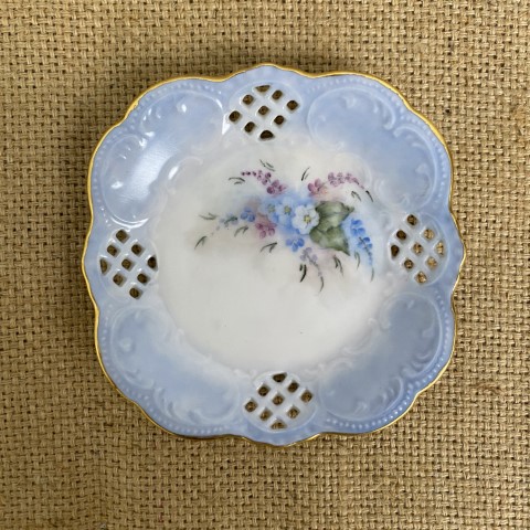 Small Vintage Porcelain Plate3