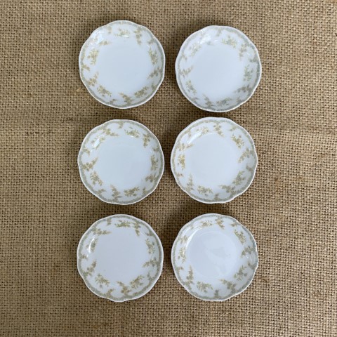 Set of 6 Mini Vintage Plates