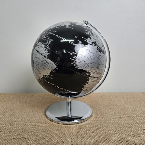 Modern World Globe - Silver