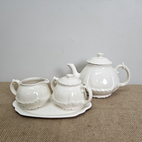 Ceramic Tea Set (4pcs)