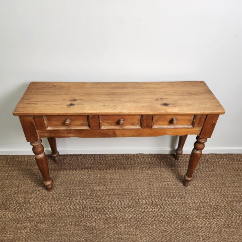 Vintage Farmhouse 3 Drawer Hall Table