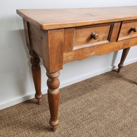 Vintage Farmhouse 3 Drawer Hall Table