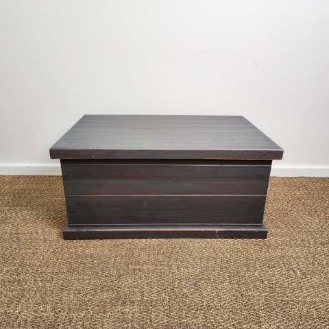 Rustic Chest with Lid
