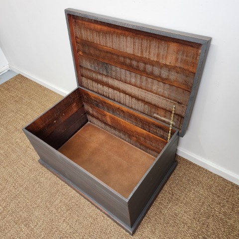Rustic Chest with Lid