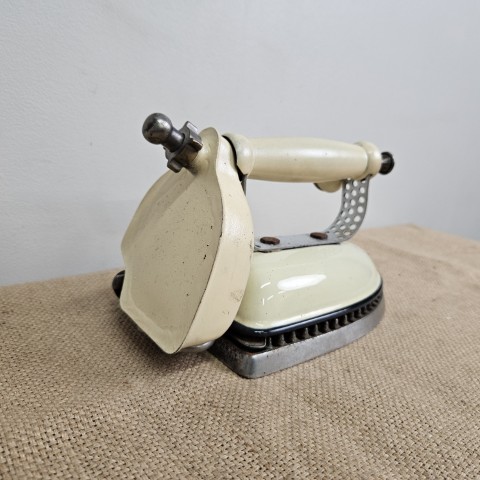 Vintage Enamel Steam Iron