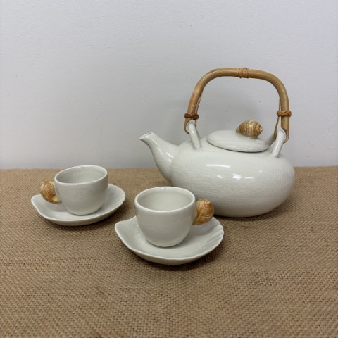 White Celadon Shell Tea Set